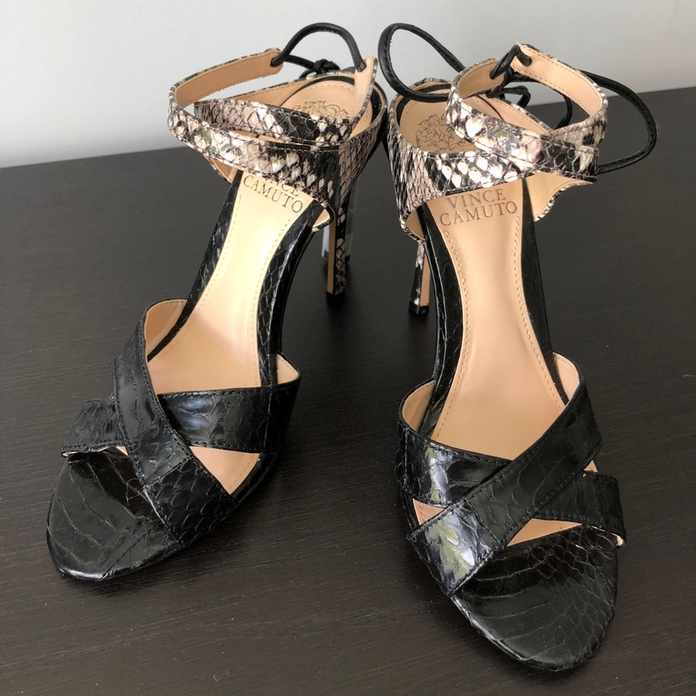 Brand New Vince Camuto Kendalyn2 Sandal Size 5.